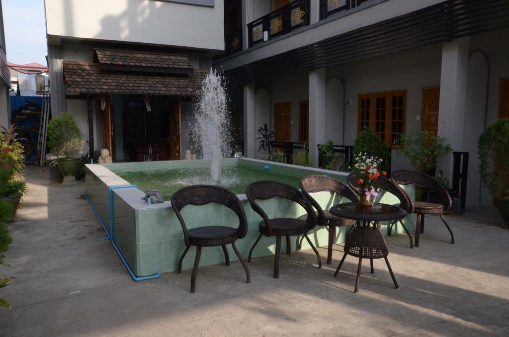 Inlay Palace Hotel Nyaung Shwe Buitenkant foto