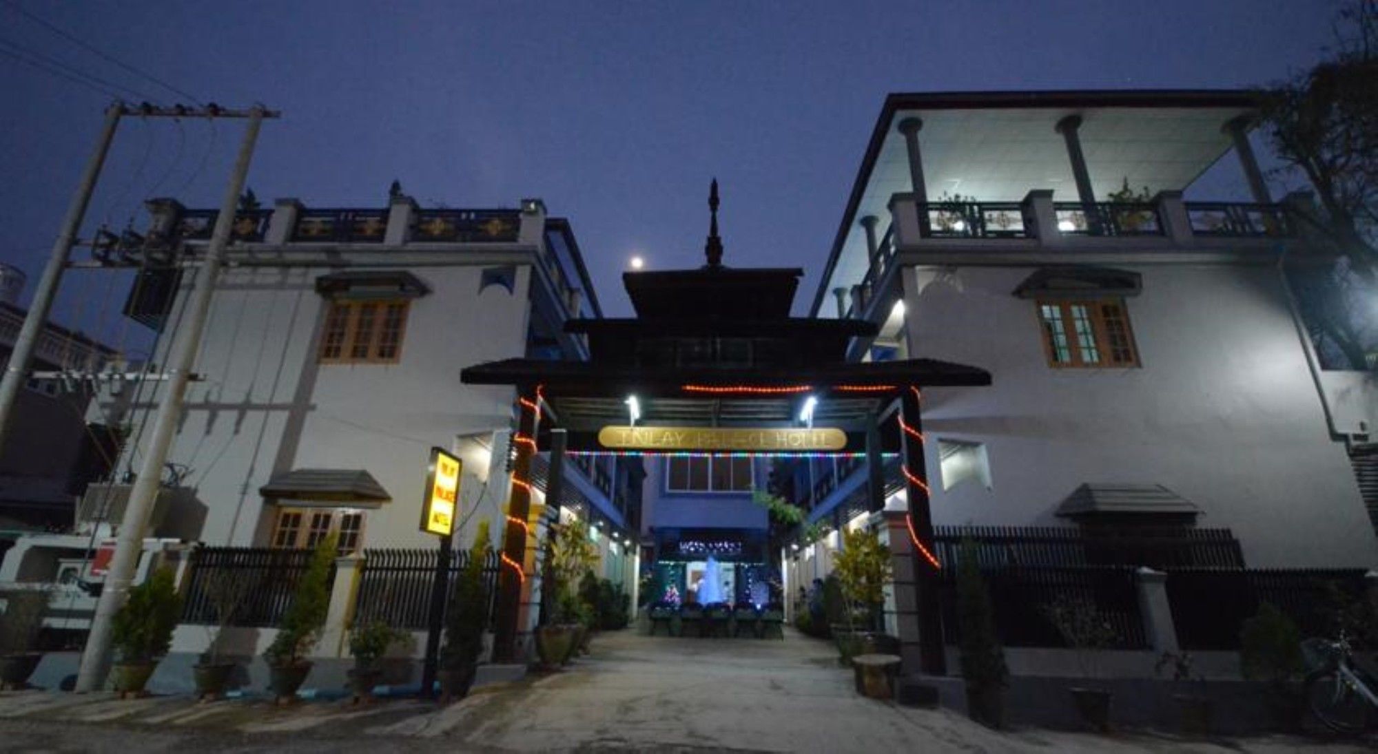 Inlay Palace Hotel Nyaung Shwe Buitenkant foto